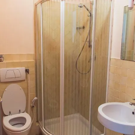 Вилла Affascinante Ottocentesca A Кальтаджироне