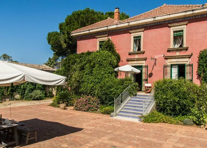 Affascinante Ottocentesca A Villa *